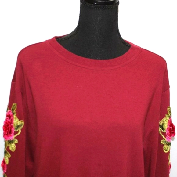 Hannah Burgundy Sweatshirt with Embroidery Floral Sleeves - Picture 2 of 12